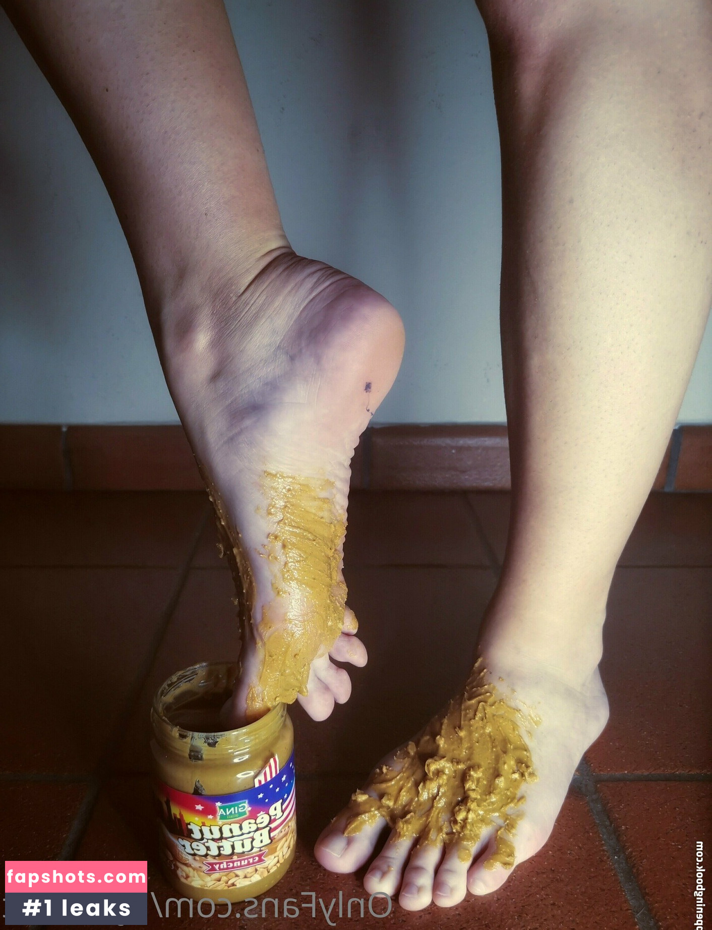 lily00feet Filtración Desnuda OnlyFans Foto #12 - Fapshots