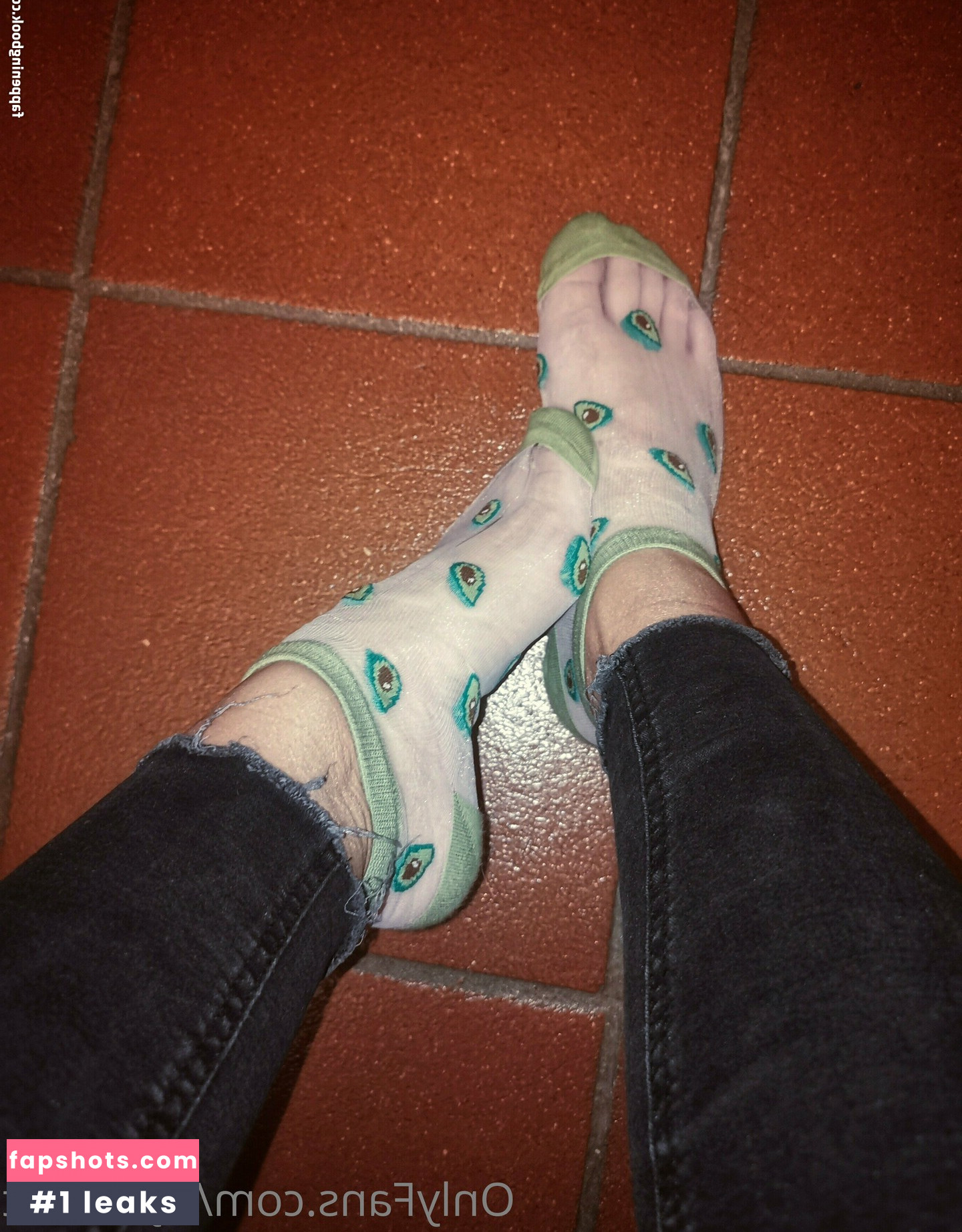 lily00feet Filtración Desnuda OnlyFans Foto #10 - Fapshots