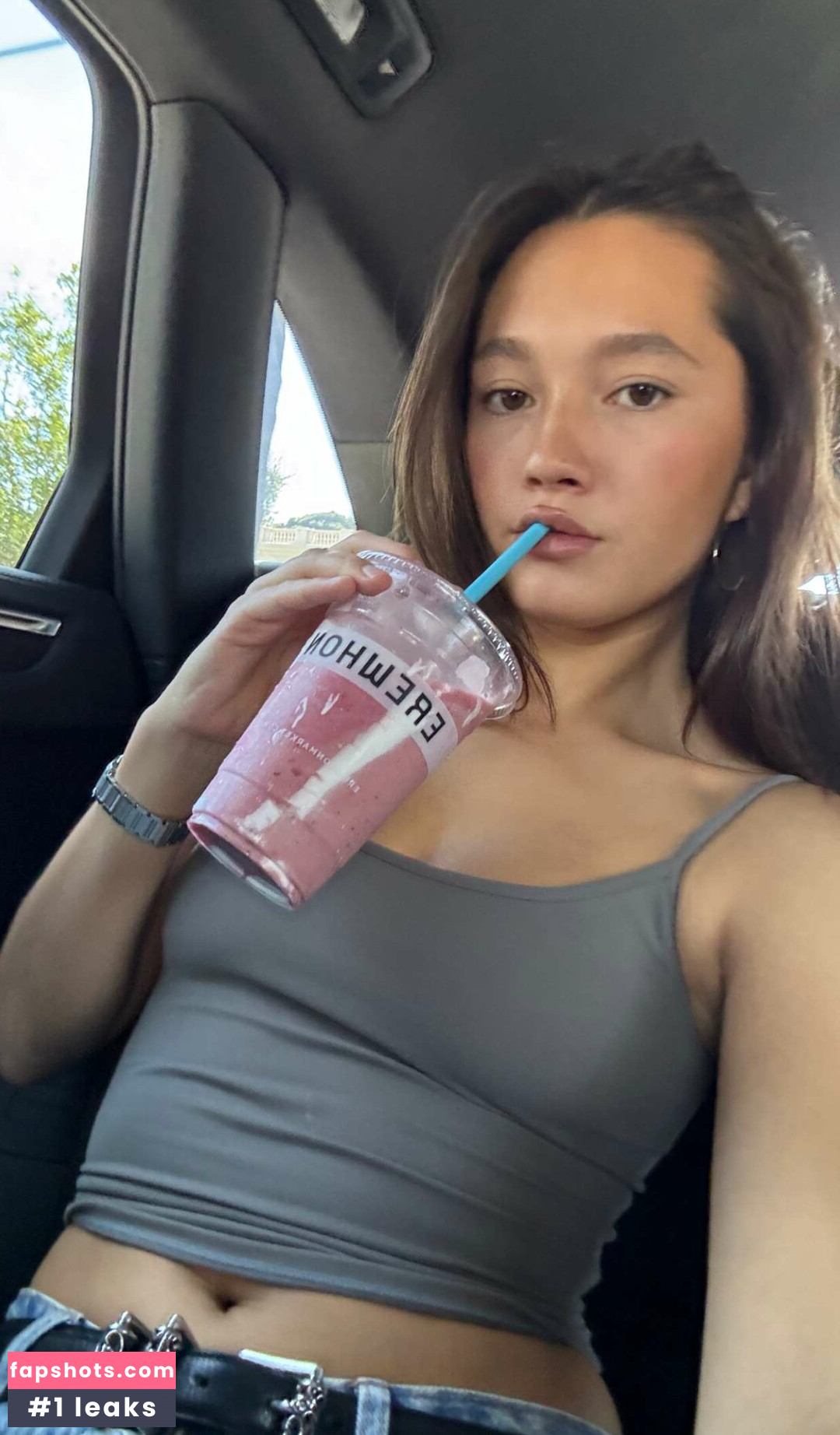 Lilychee gallery photo #115