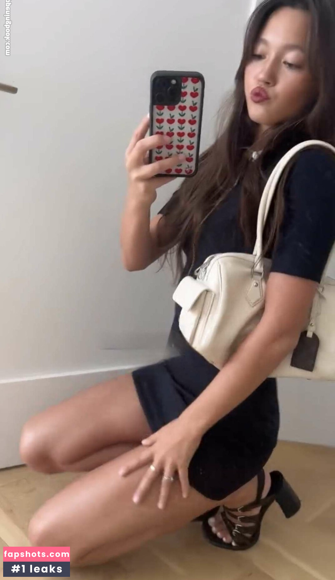 Lilychee gallery photo #24