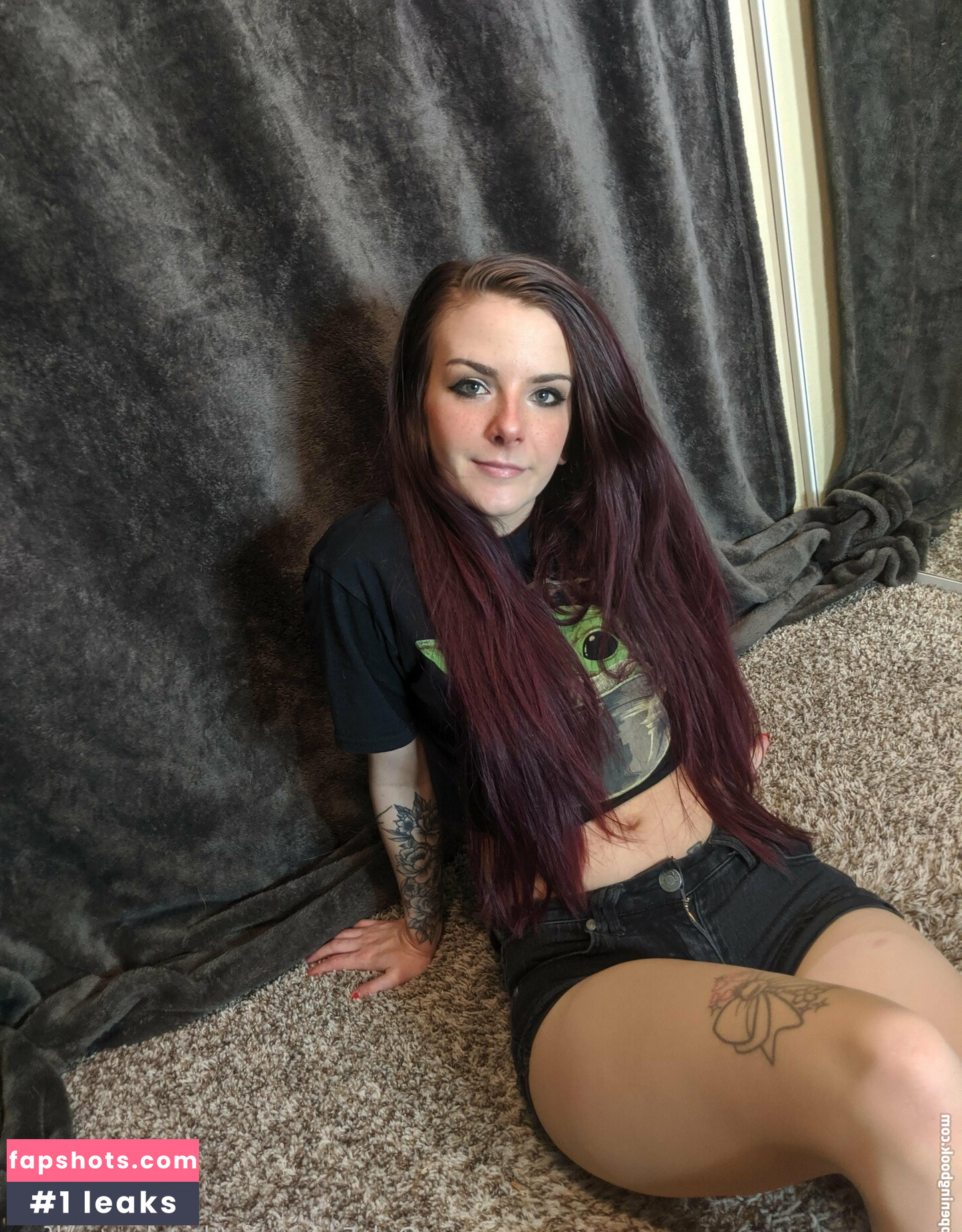 lilydarkofree gallery photo #23