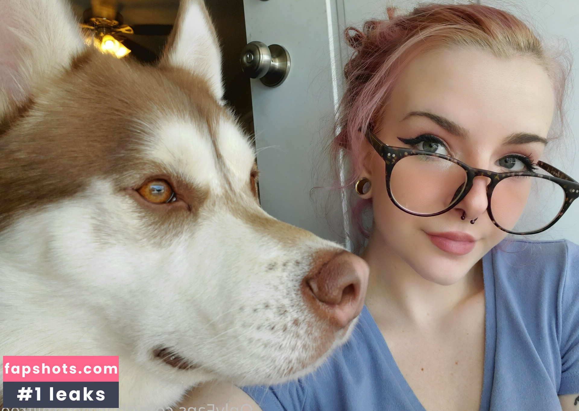 lilydarkofree gallery photo #34