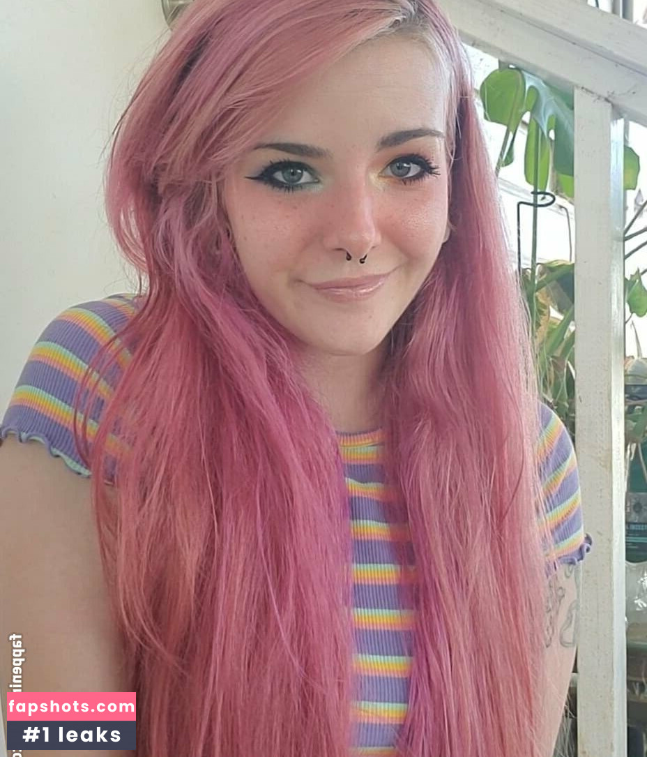 lilydarkofree gallery photo #36