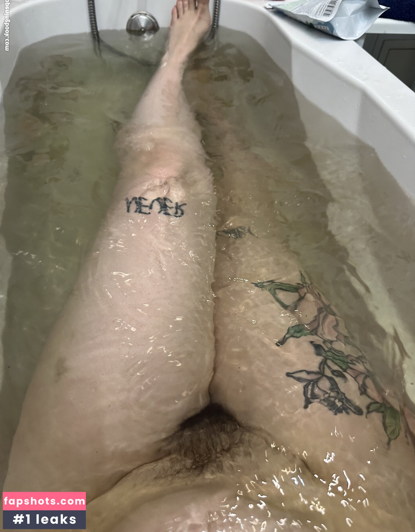 lilydavay gallery photo #6