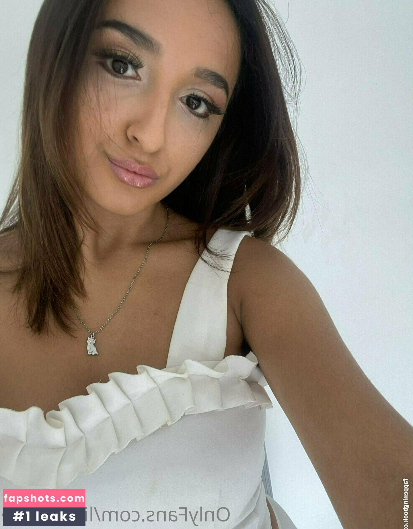 lilyee_free Nude Leaks OnlyFans Photos #14 - LeakJerk