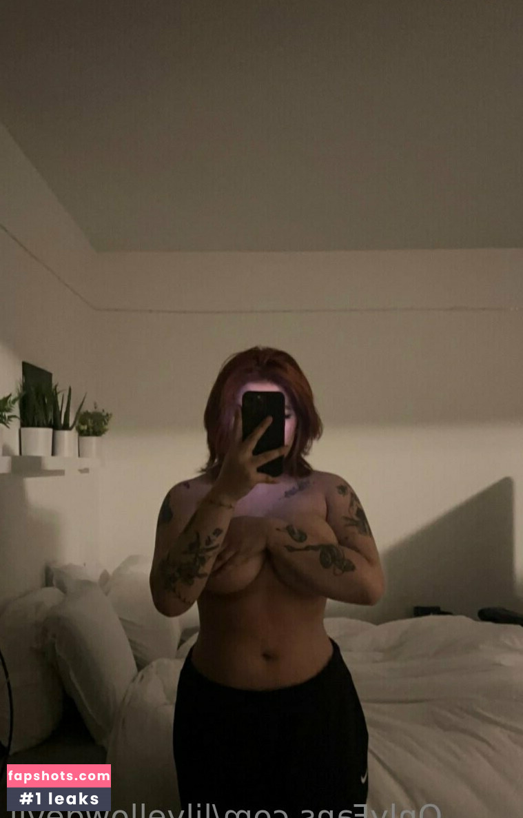 Lilyellowdevil gallery photo #14