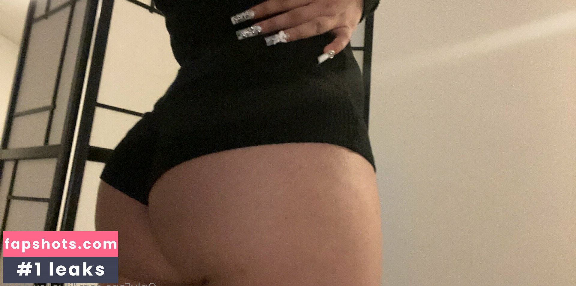 Lilyellowdevil gallery photo #6