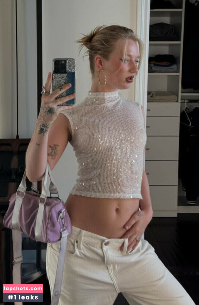 lilyisthatyou gallery photo #9