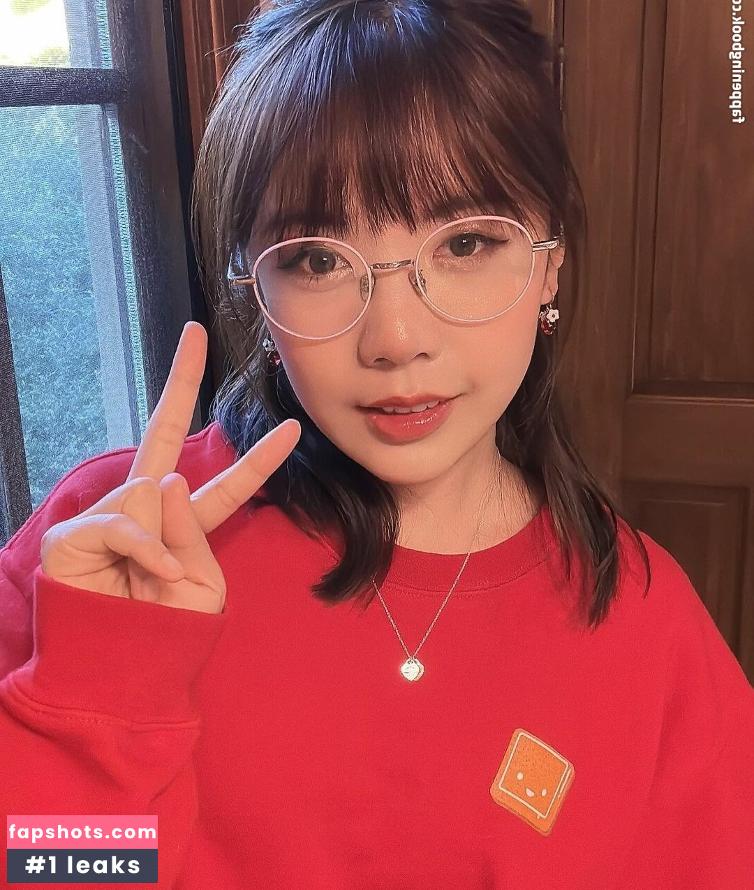 LilyPichu gallery photo #151