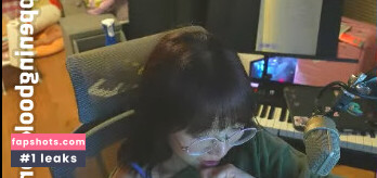 LilyPichu gallery photo #156