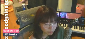 LilyPichu gallery photo #157