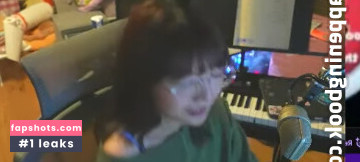 LilyPichu gallery photo #162