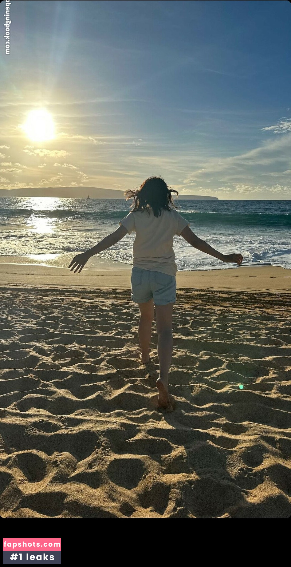 LilyPichu gallery photo #175