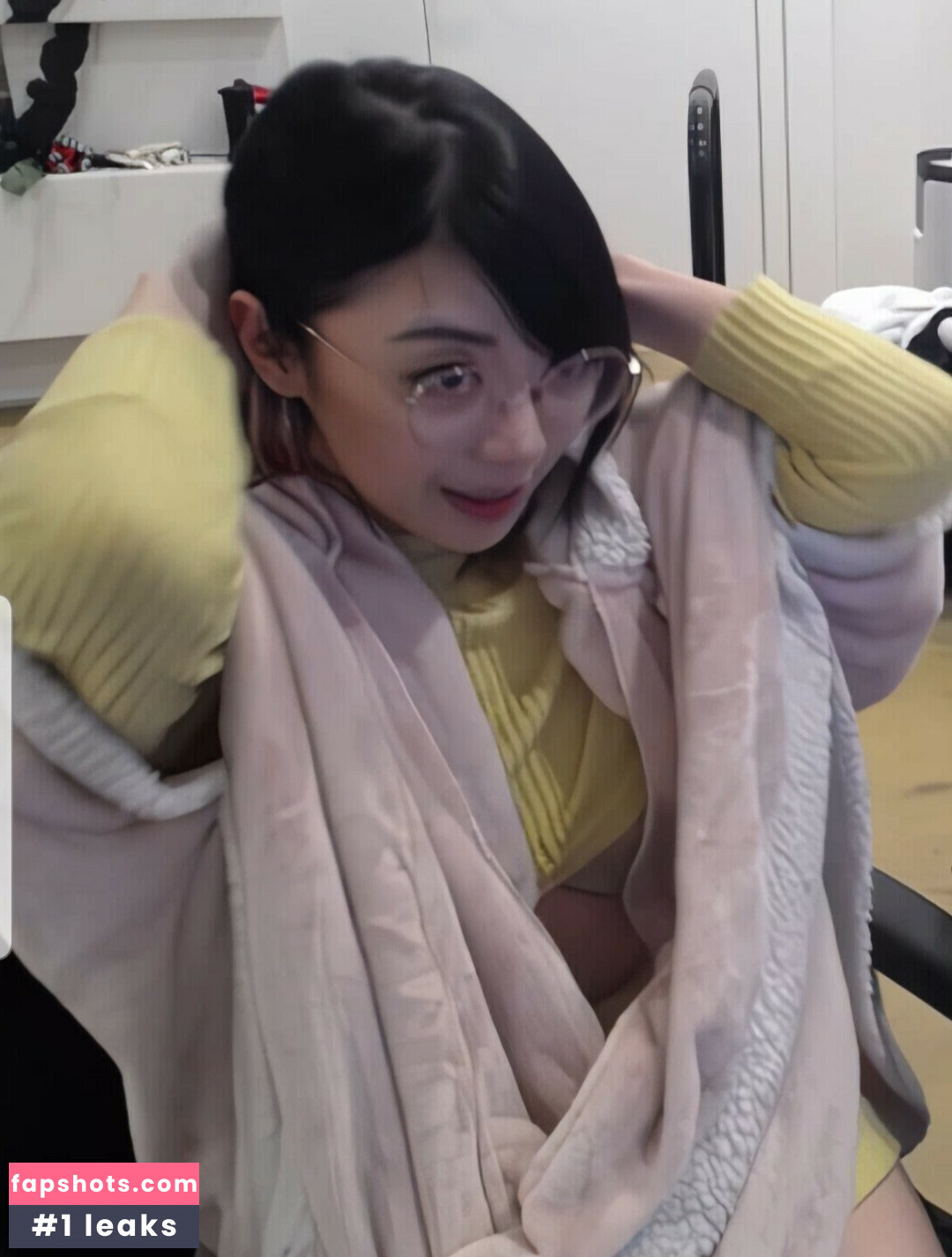 LilyPichu gallery photo #195