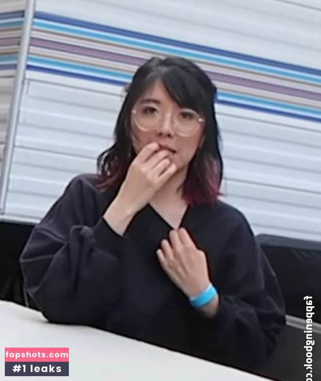 LilyPichu gallery photo #201