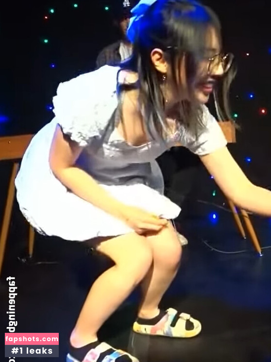 LilyPichu gallery photo #227