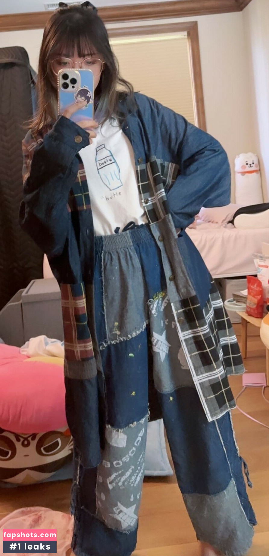 LilyPichu gallery photo #236