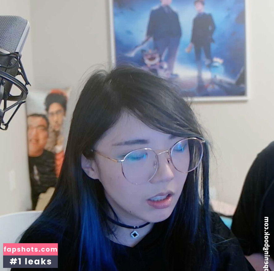 LilyPichu gallery photo #397