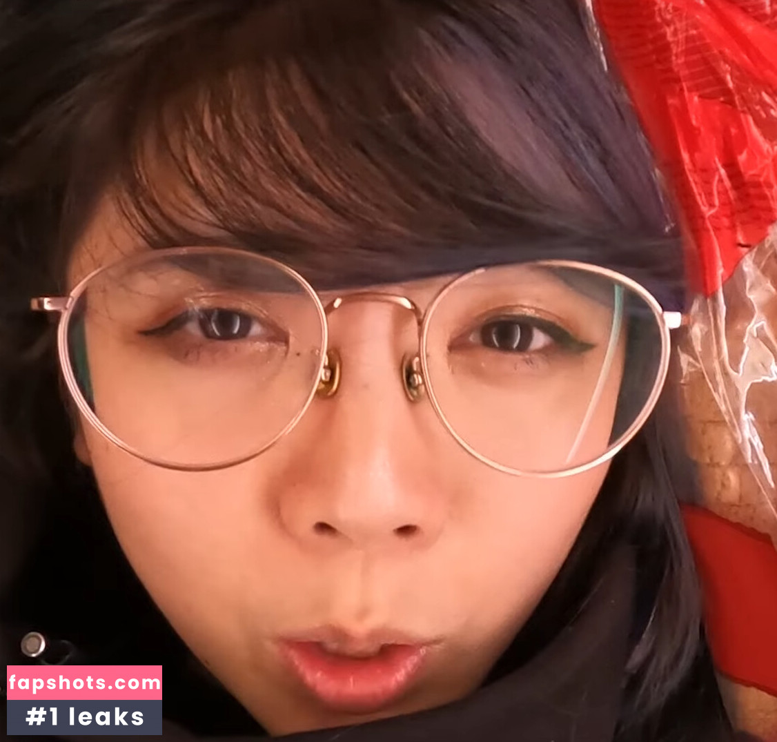 LilyPichu gallery photo #409