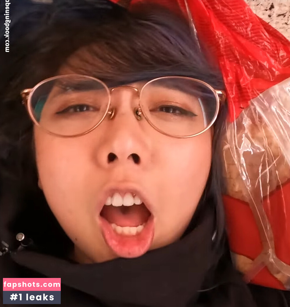 LilyPichu gallery photo #412