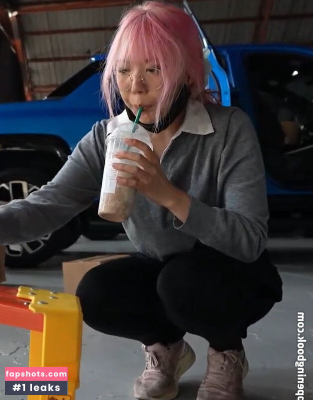 LilyPichu gallery photo #47