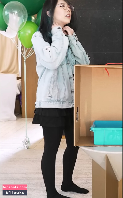 LilyPichu gallery photo #498