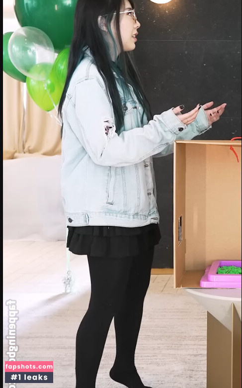 LilyPichu gallery photo #502