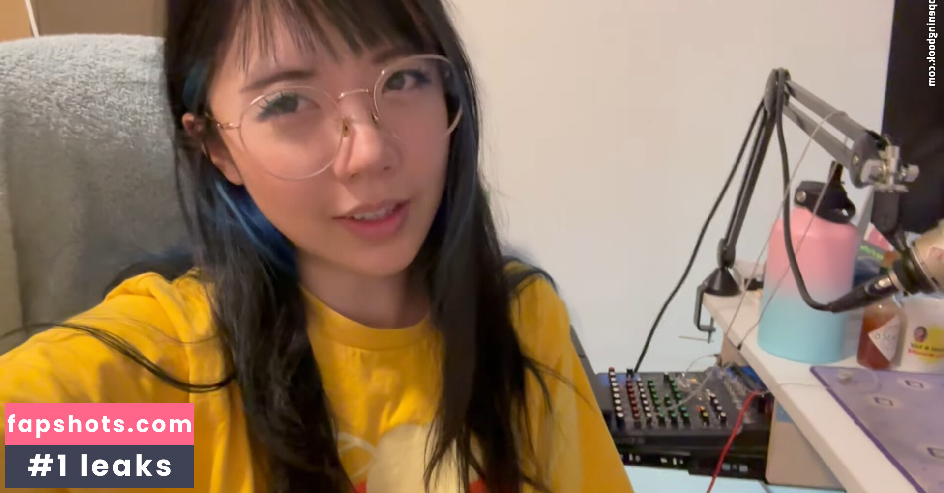 LilyPichu gallery photo #535