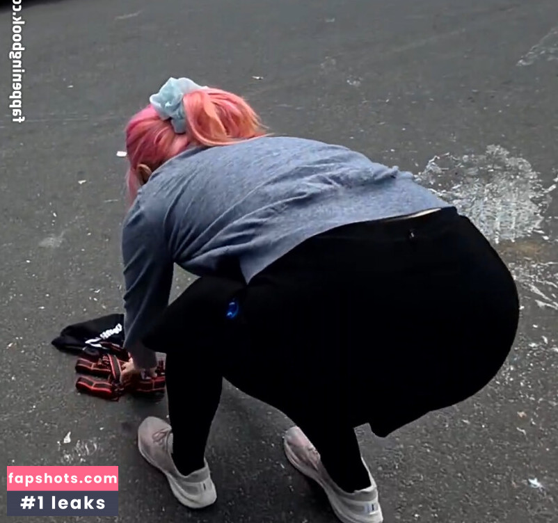 LilyPichu gallery photo #56