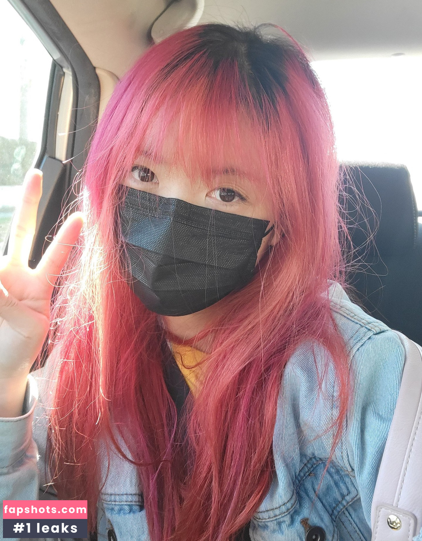 LilyPichu gallery photo #608