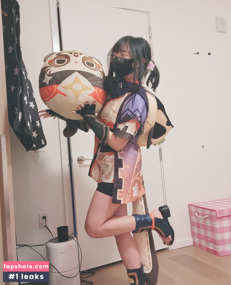 LilyPichu gallery photo #628