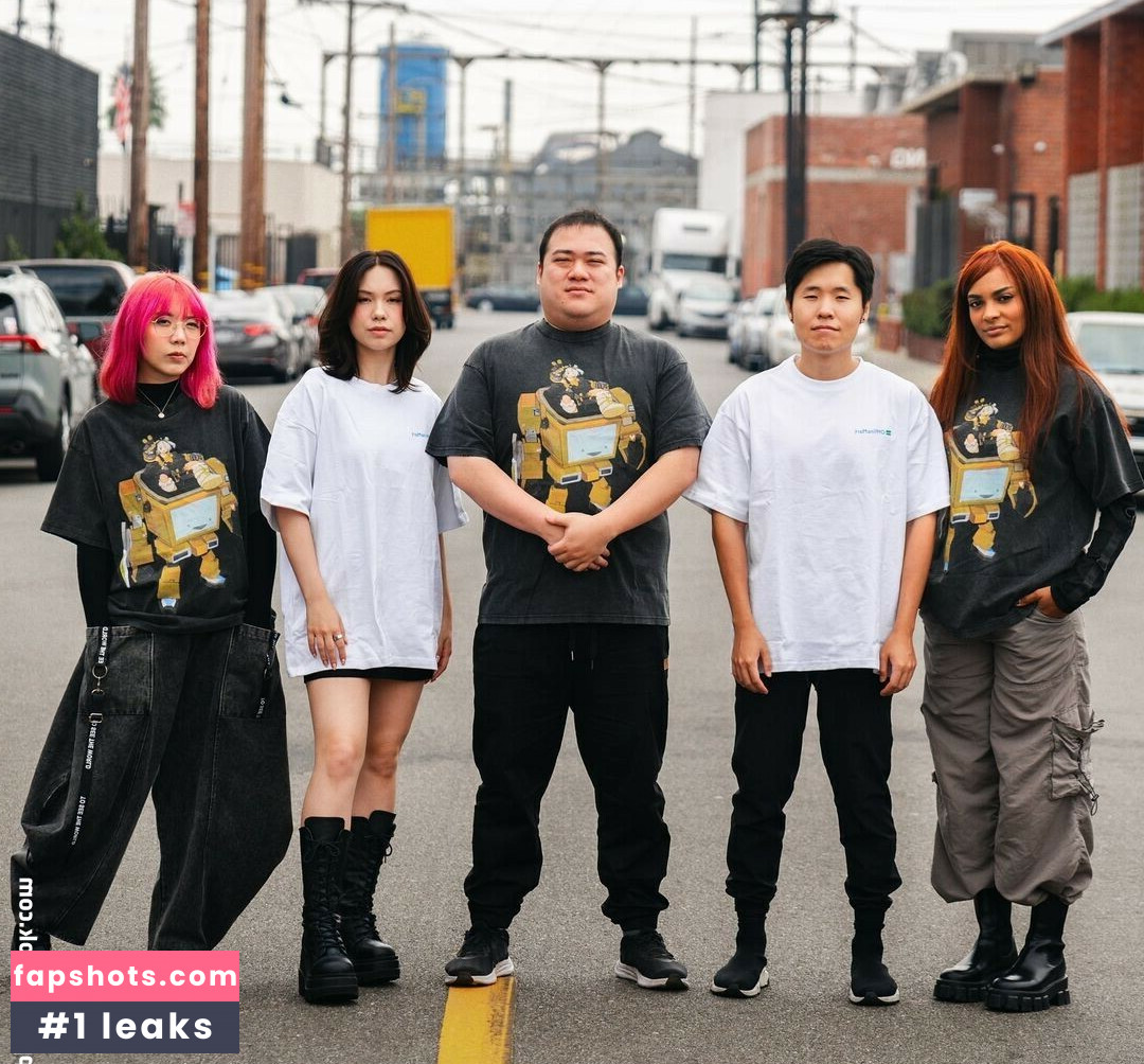 LilyPichu gallery photo #80