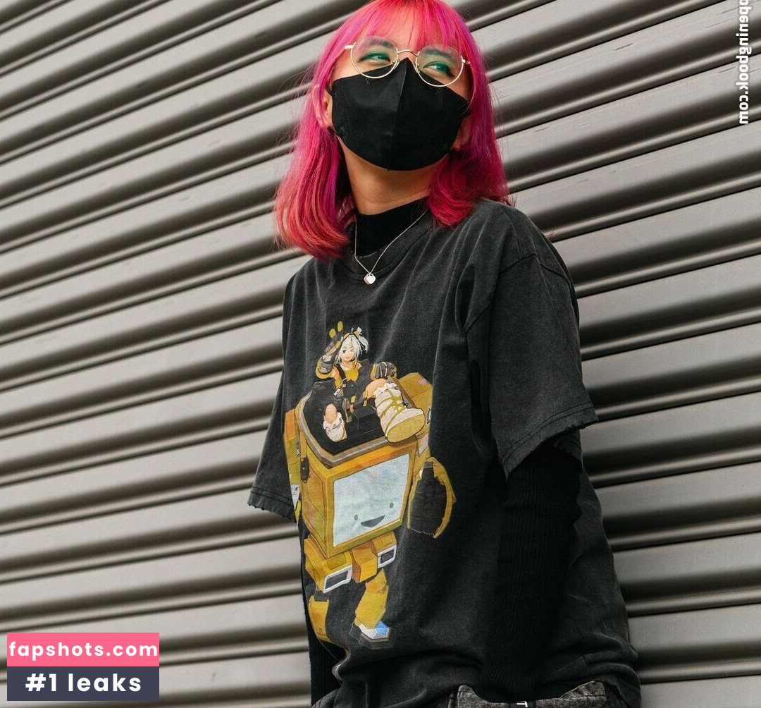 LilyPichu gallery photo #81