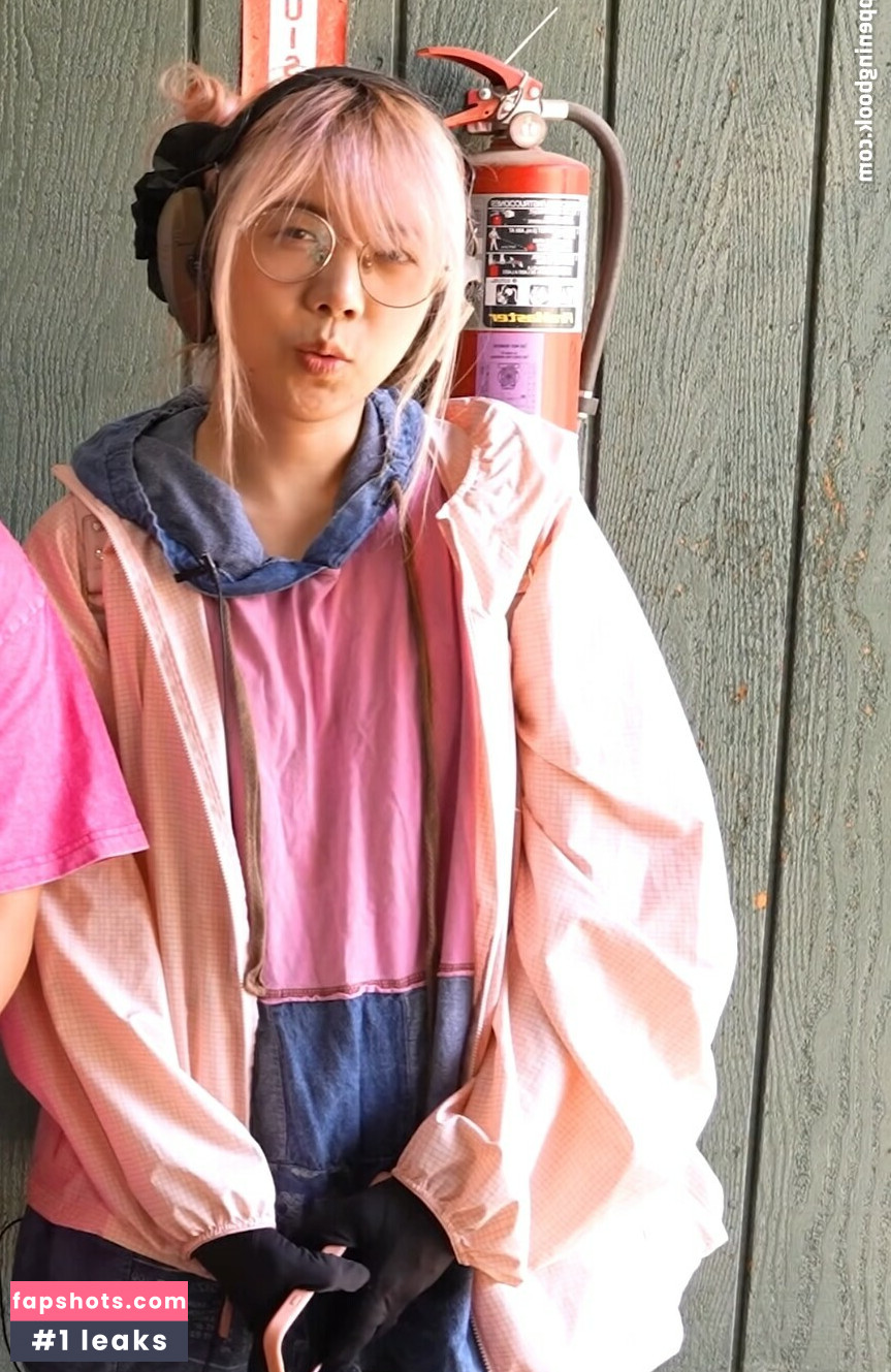 LilyPichu gallery photo #10