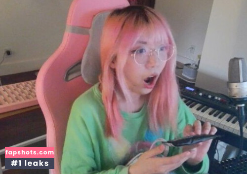 LilyPichu Nahé úniky fotek pouze od fanoušků #52 - Fapshots