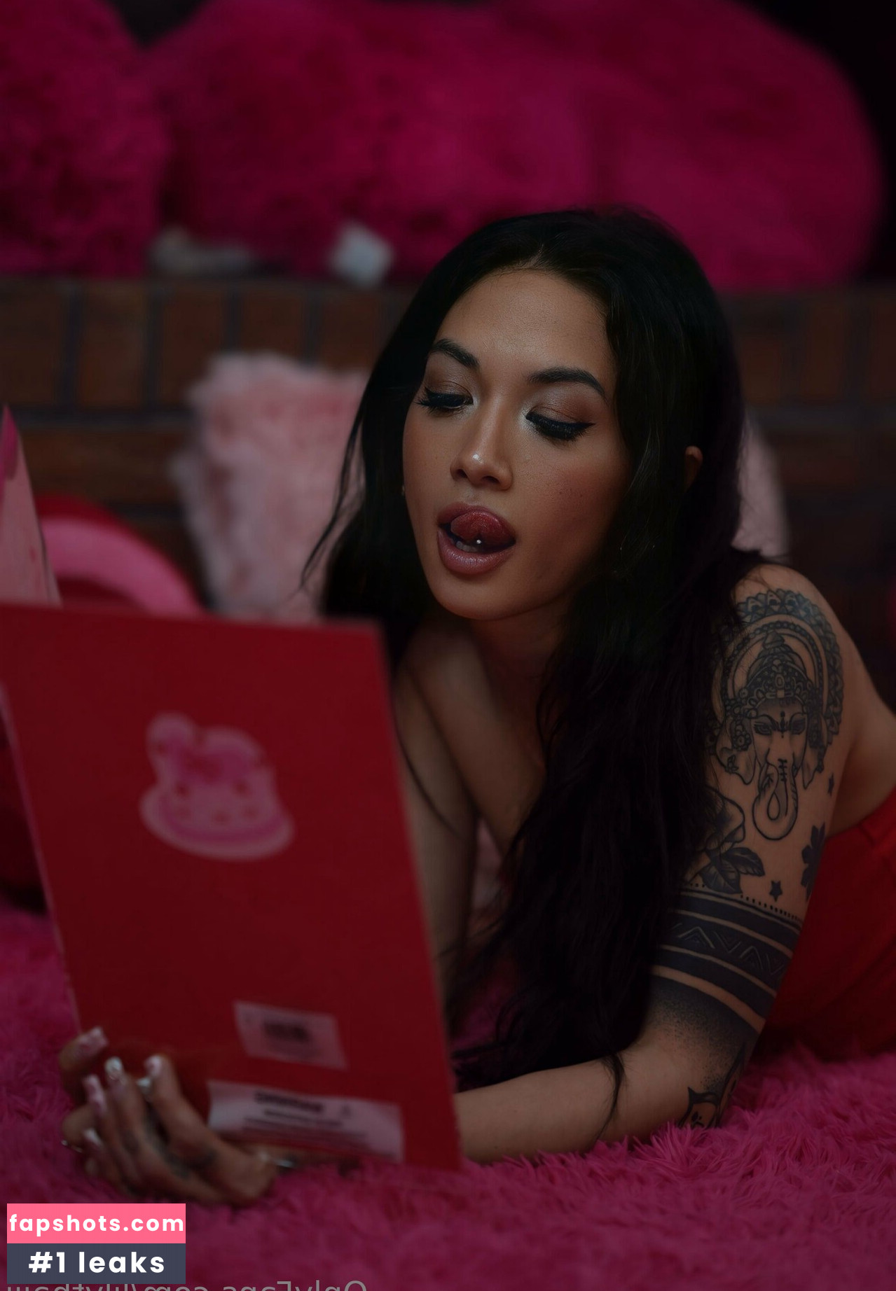 lilythaiii gallery photo #2