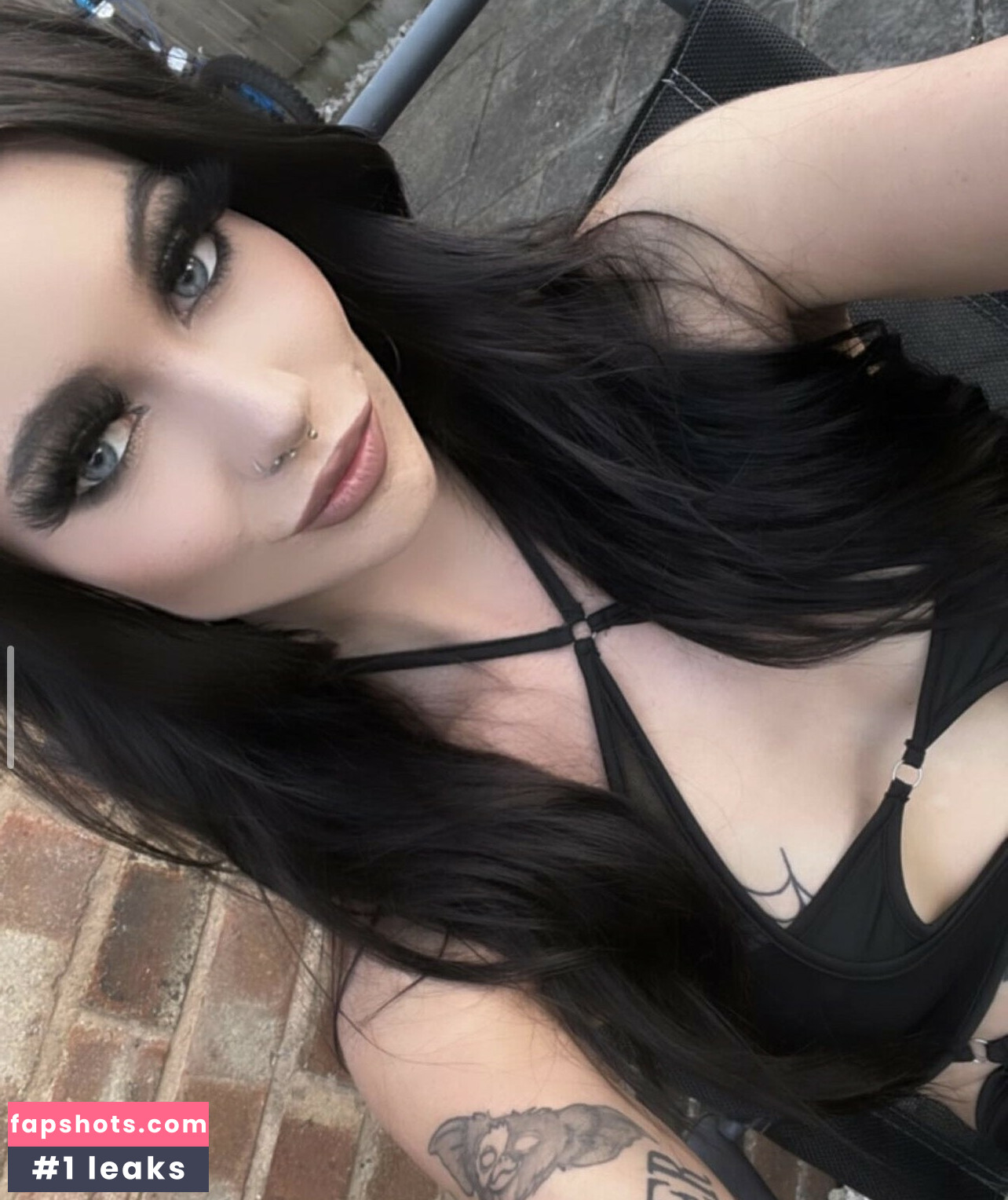 Lilyywilsonn nude babe gallery