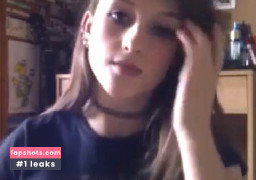 LilZelda gallery photo #10