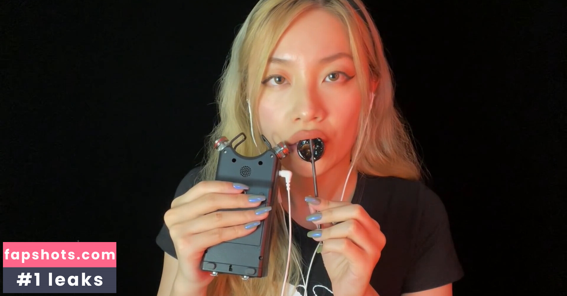 Lin ASMR gallery photo #13
