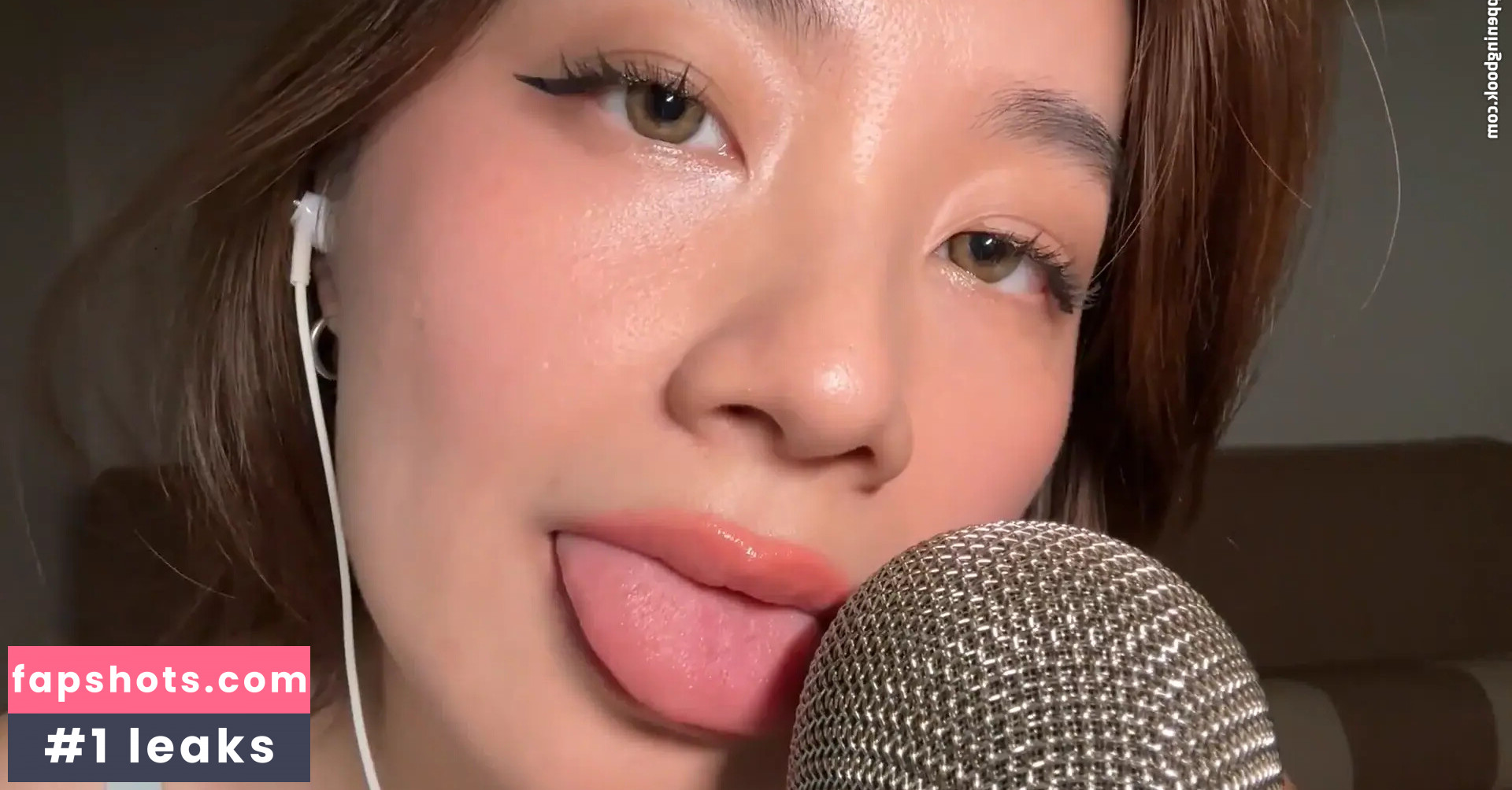 Lin ASMR gallery photo #7