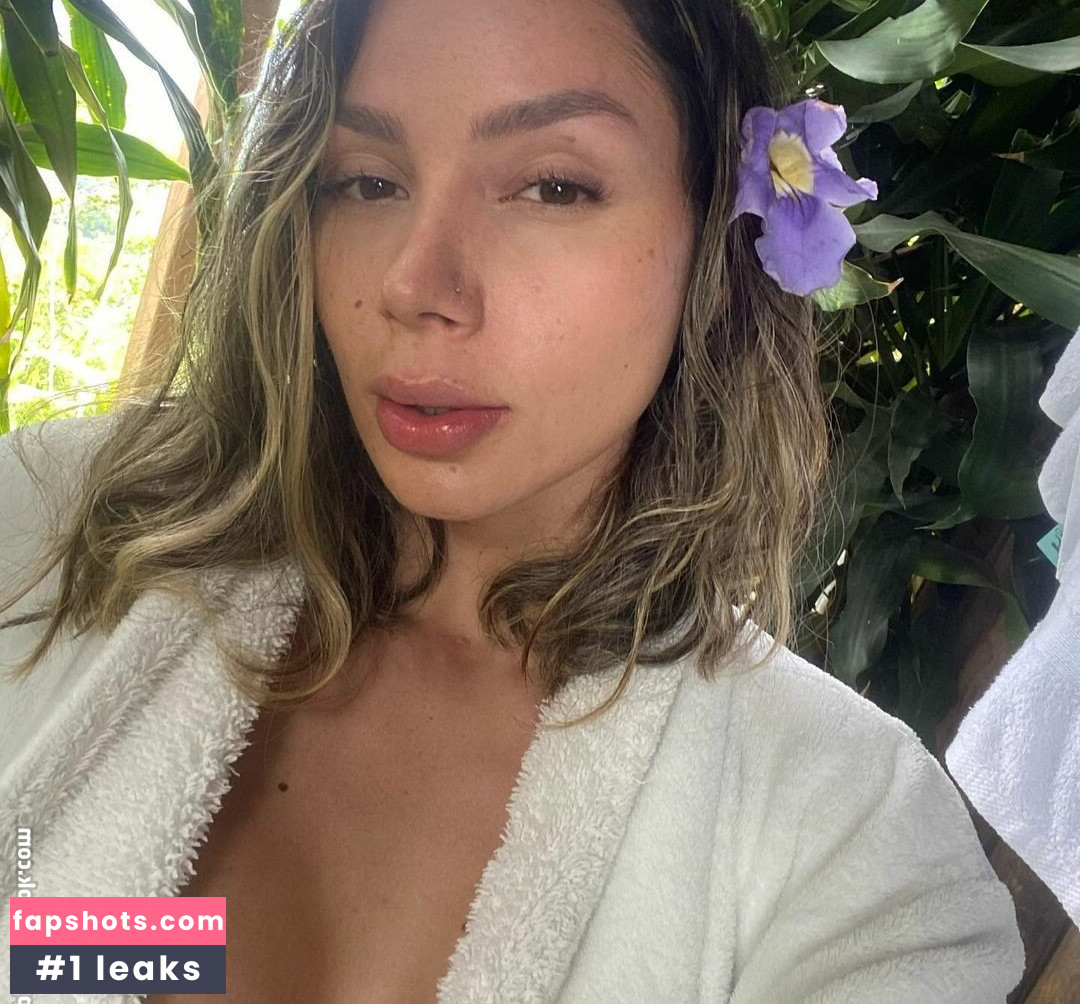 Lina Duran gallery photo #17