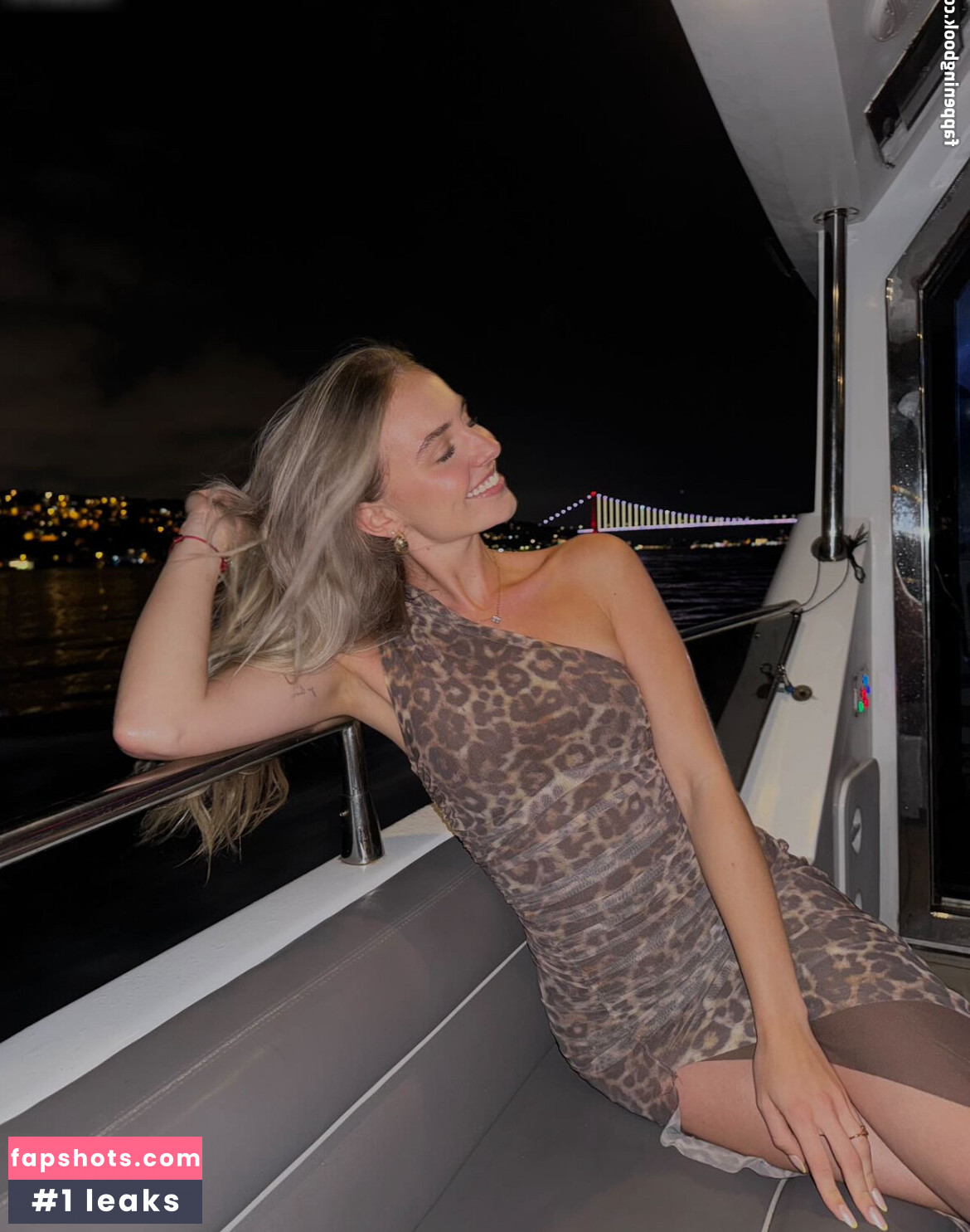 Lina Düren gallery photo #39