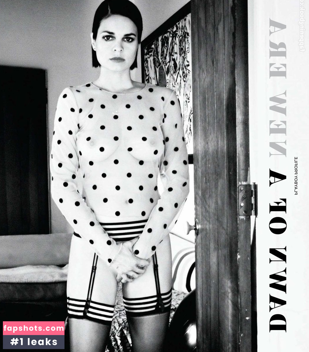 Lina Esco gallery photo #121