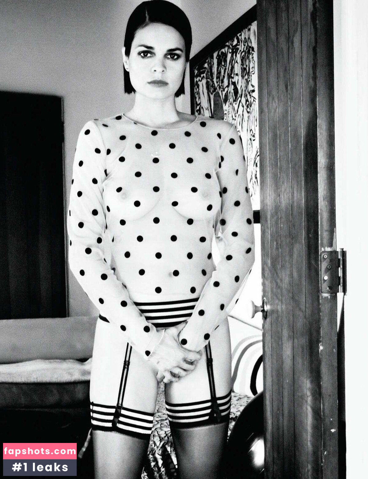 Lina Esco gallery photo #33