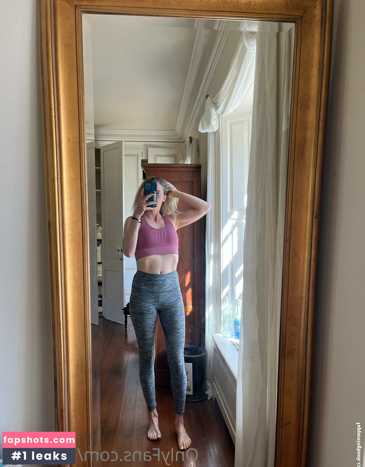 lina.leggs gallery photo #23