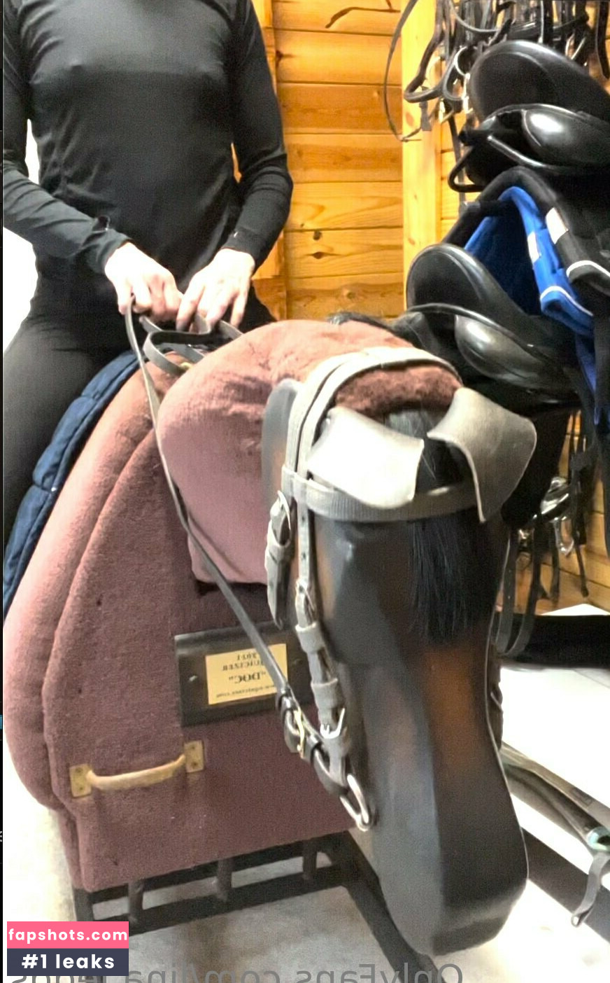 lina.leggs gallery photo #31