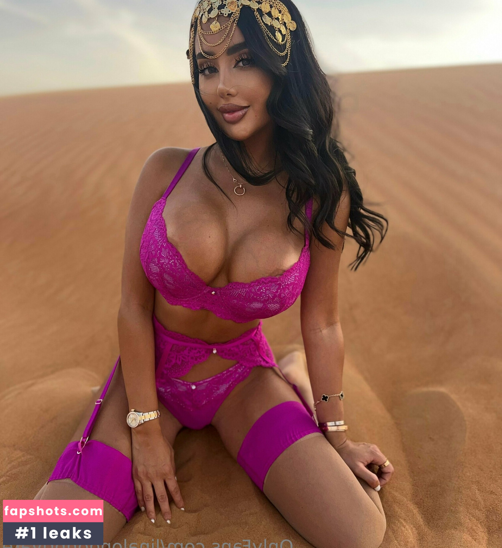 Lina London gallery photo #26