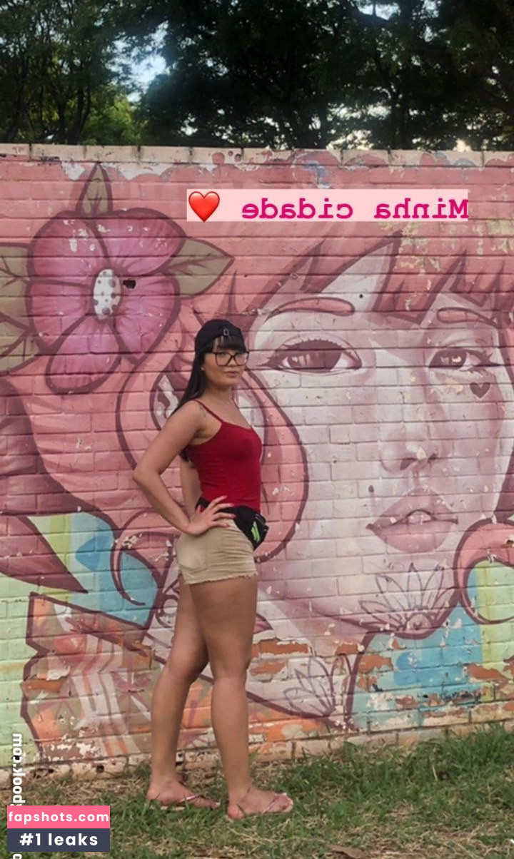 Lina Nakamura gallery photo #32