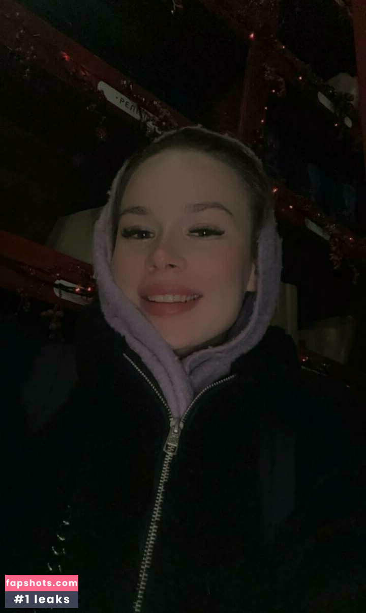 lina.pie Nude Leaks OnlyFans Photos #12 - LeakJerk