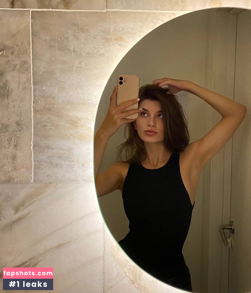 lina_secret Nude Leaks OnlyFans - Fapshots